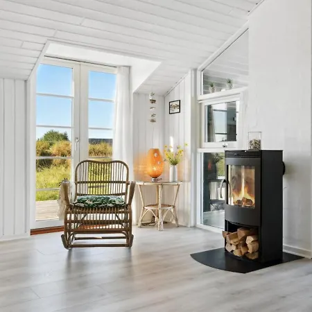 Blaguna - 600m From The Sea In Nw Jutland By Interhome Holiday home *
